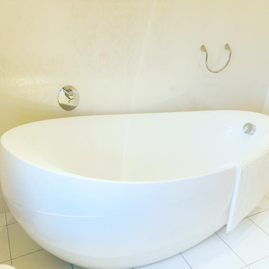 Cullybackey Beechtree Manor Bed & Breakfast エクステリア 写真